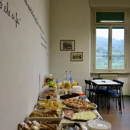 Hostel Casa Lux Mundi *